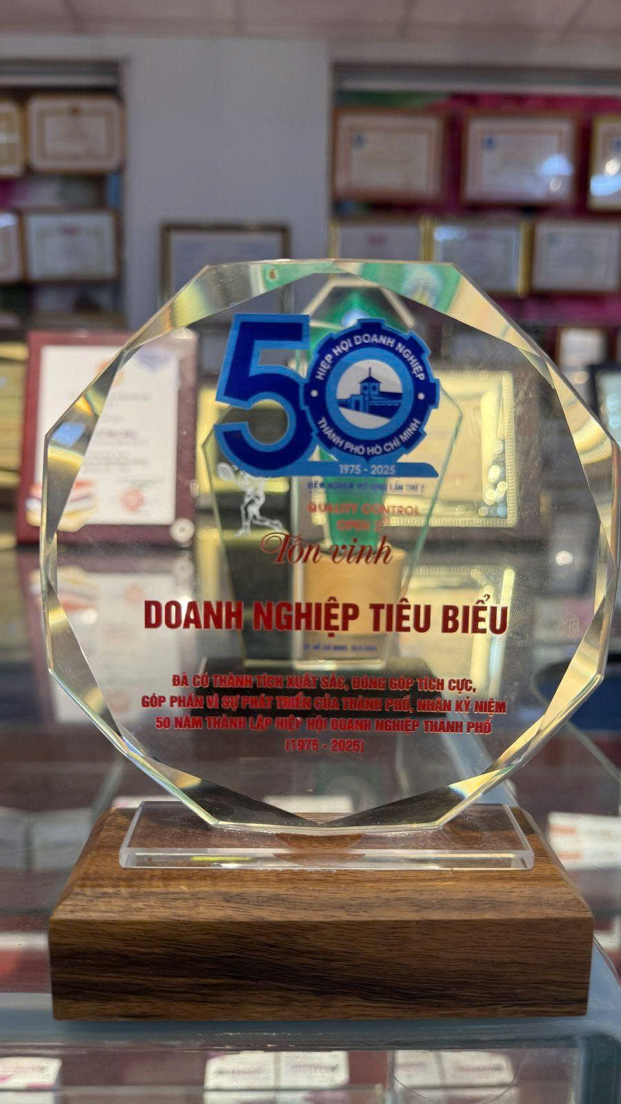 Công ty Cổ phần Dược phẩm An Thiên vinh dự được Hiệp hội Doanh nghiệp TP.HCM tôn vinh “Doanh nghiệp Tiêu biểu 2025”